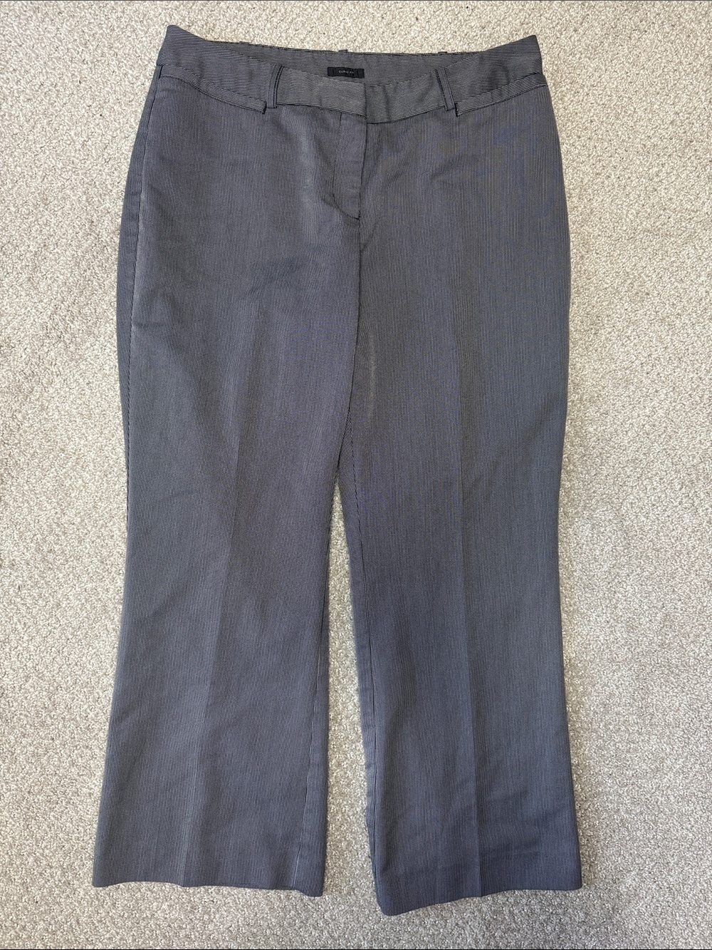 Worthington Women’s Gray Pinstripe Curvy Fit Pants Sz 10S